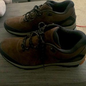 New Balance sneakers new without tag